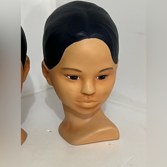 Vintage Pair of Polynesian Chalk-ware Busts - Picture 10 of 13